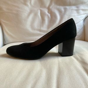 Black Life Stride Comfort Pump